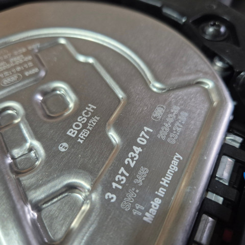 Difusor do radiador de esfriamento, montado com motor e roda de aletas Bosch 0130708529 preço, a partir de 217,21 USD