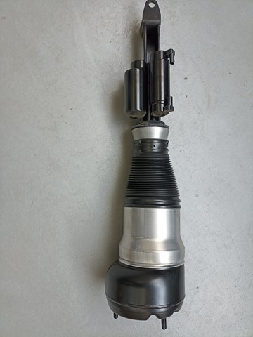 Compre 2223208213 Mercedes Amortecedor dianteiro direito