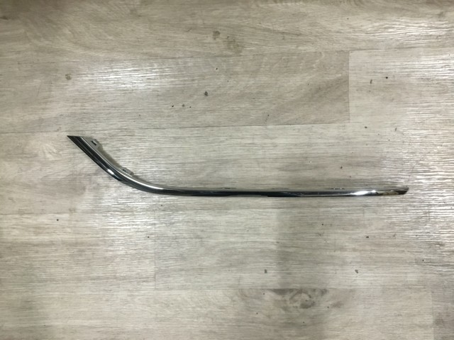 Moldura esquerda do pára-choque dianteiro Signeda PVW99065MAL preço, a partir de 29,07 USD