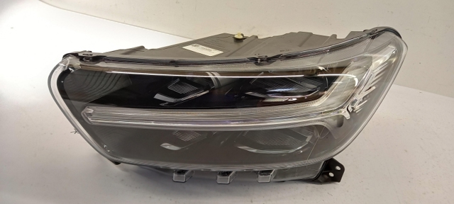 31655989 Volvo Luz esquerda
