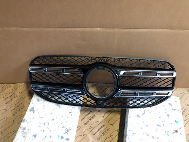 Grelha do radiador Mercedes 1678881100 preço, a partir de 486,98 USD