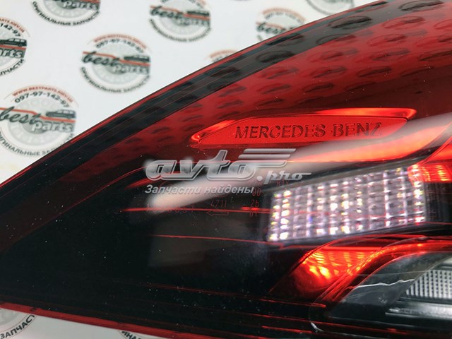 1679061007 Mercedes Lanterna traseira esquerda externa