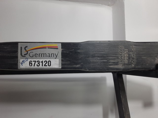 Suspensão de lâminas dianteira Iveco 500316837