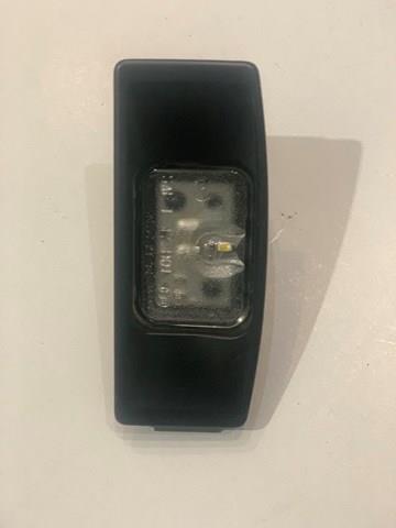 Lanterna da luz de fundo de matrícula traseira Mazda B0J85126Y