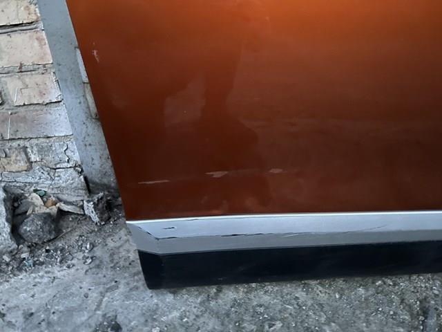 Porta dianteira direita 9831047380 Peugeot/Citroen