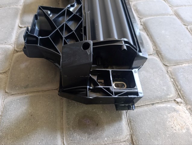 Compre 4KE807771A VAG Perciana do radiador de esfriamento