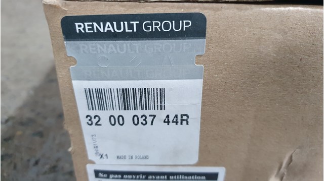 Junta universal traseira montada 320003744R Renault (RVI)