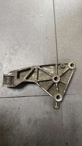 Compre 13174501 General Motors Coxim (suporte) dianteiro de motor