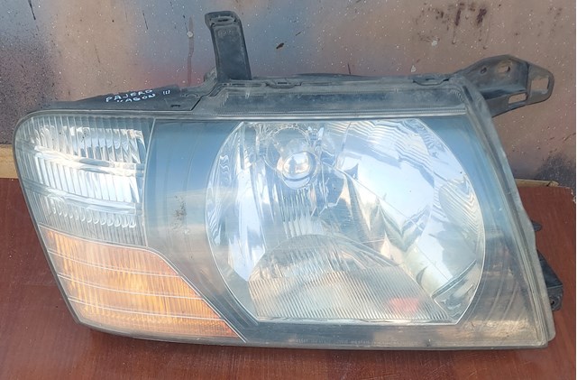 Compre 10087420 Mitsubishi Luz direita