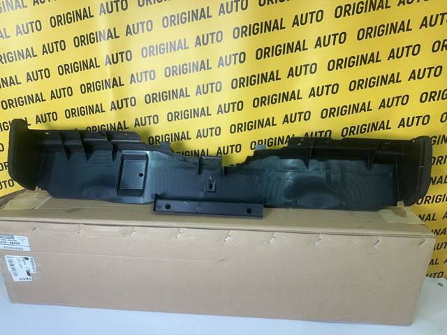 Conduto de ar/defletor do radiador, superior 215785NA0A Nissan/Infiniti