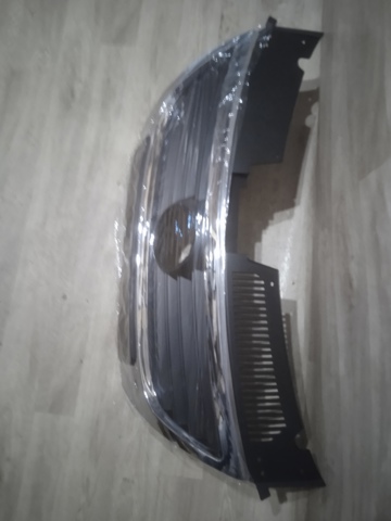 Grelha do radiador Polcar 9555053 preço, a partir de 120,31 USD