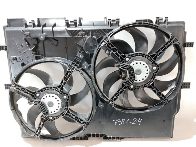 1671896380 Peugeot/Citroen Difusor do radiador de esfriamento, montado com motor e roda de aletas