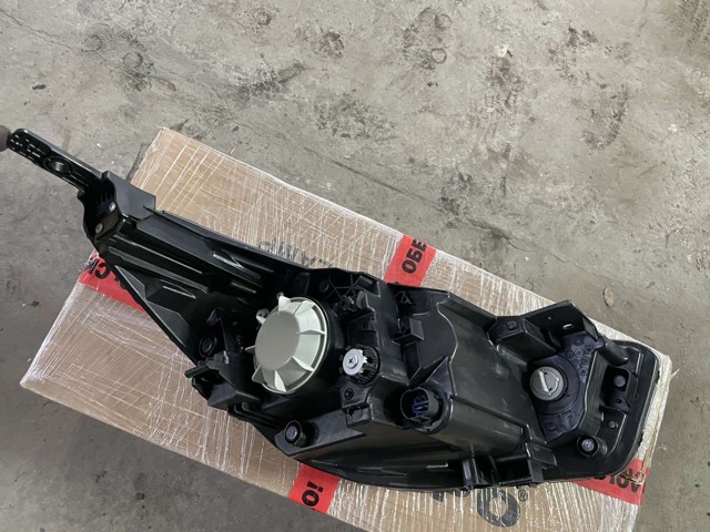 Luz esquerda Hyundai/Kia 92101H8000 preço, a partir de 204,33 USD