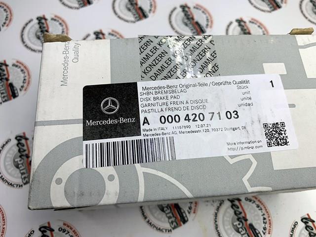 Compre A0004207103 Mercedes Sapatas do freio traseiras de disco