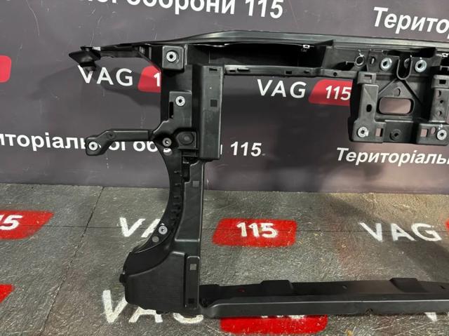 Suporte do radiador montado (painel de montagem de fixação das luzes) 95D1041 Polcar
