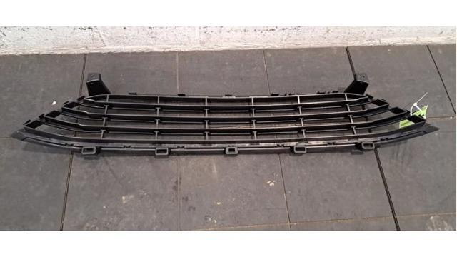 Grelha inferior do pára-choque dianteiro Renault (RVI) 622540275R preço, a partir de 68,17 USD