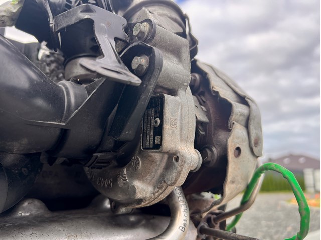 Compre R9M402 Renault (RVI) Motor montado