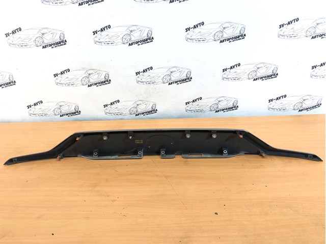 7680142240 Toyota Placa sobreposta de tampa de porta-malas