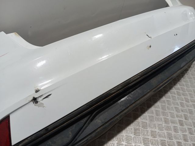 Compre 82A807067GRU VAG Pára-choque traseiro