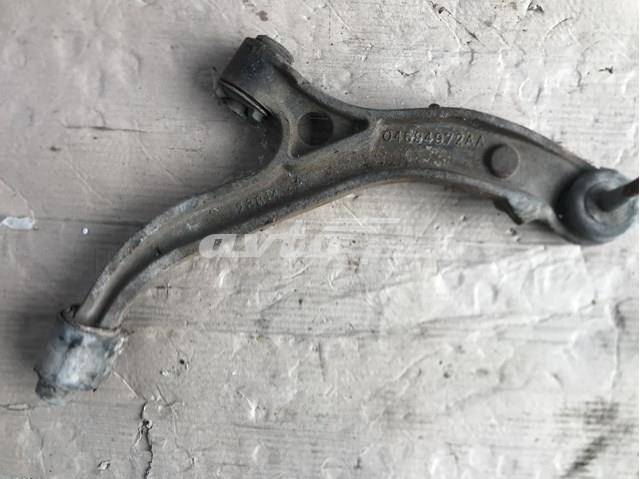 Braço oscilante inferior direito de suspensão dianteira Chrysler 04694972AA preço, a partir de 61,29 USD