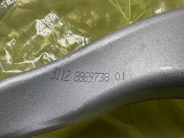 31108869738 BMW 