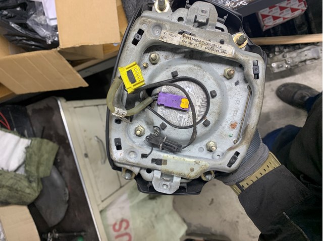 Cinto de segurança (AIRBAG) de condutor VAG 8P0880201 preço, a partir de 89,65 USD