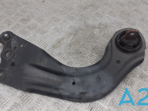 KA0G28200A Mazda Braço oscilante (tração) longitudinal inferior direito de suspensão traseira