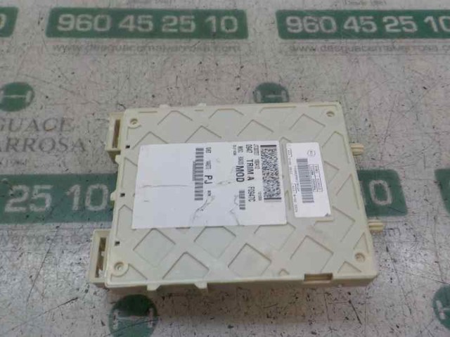 Unidade de dispositivos de segurança Ford 2443670