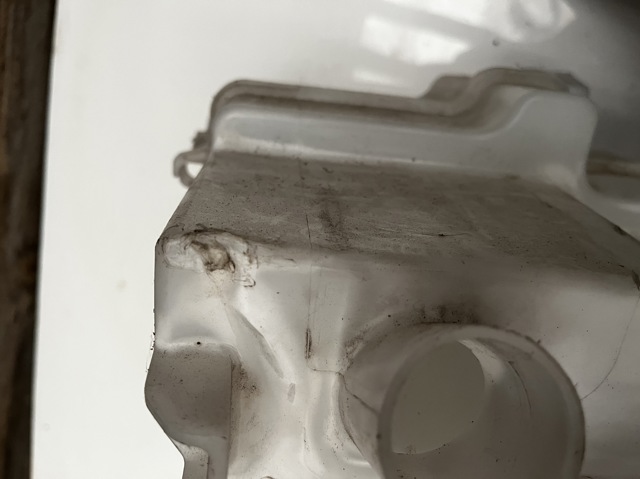 289105NA0A Nissan/Infiniti Tanque de fluido para lavador de vidro