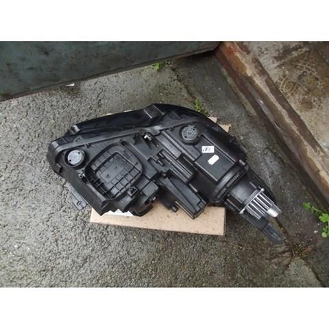 YQ00709680 Opel Luz esquerda