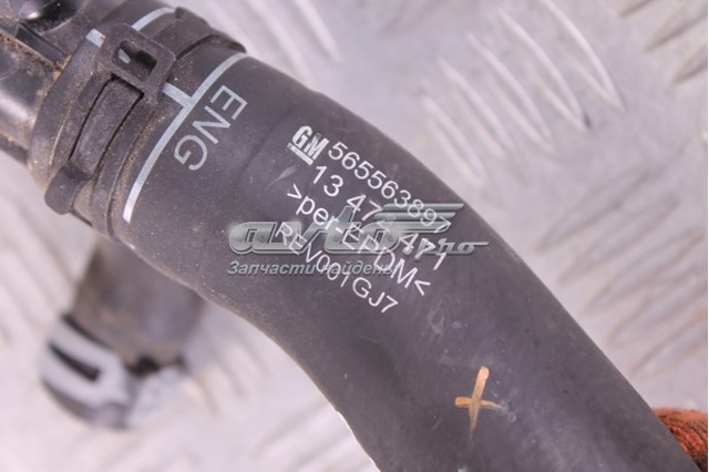 Mangueira (cano derivado) de bomba de água de admissão 565563897 General Motors