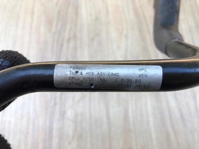 Compre Cano derivado de ventilação de cárter (de separador de óleo) Land Rover Range Rover 
