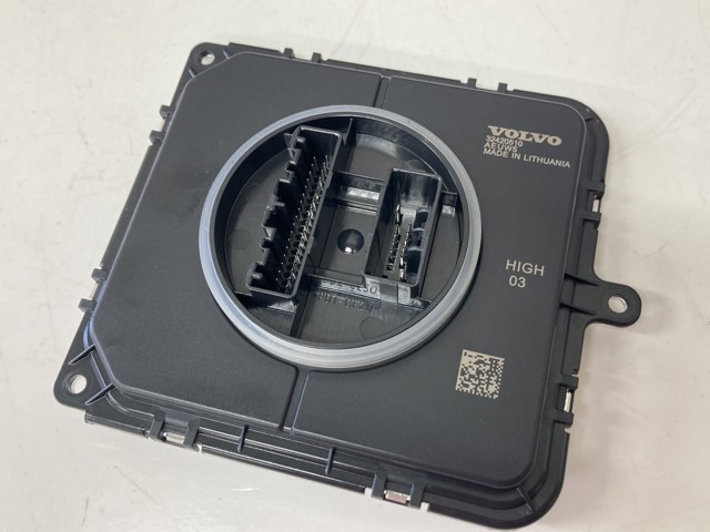 32420510 Volvo Unidade de controlo de iluminação