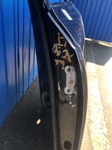 Compre 32321822 Volvo Porta traseira esquerda