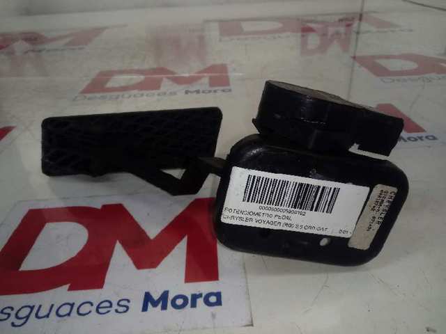 Placa sobreposta de pedal de gás (de acelerador) Chrysler 4612742