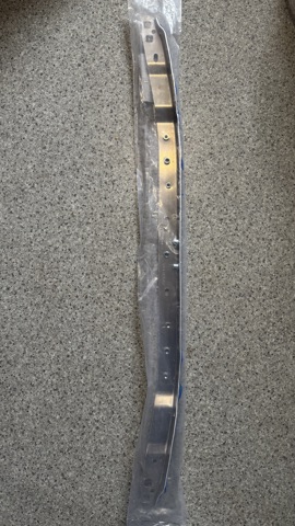 Suporte superior do radiador (painel de montagem de fixação das luzes) Signeda PBM33312A preço, a partir de 80,28 USD