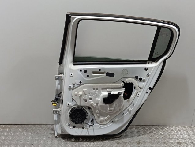 Compre 9802165580 Peugeot/Citroen Porta traseira direita