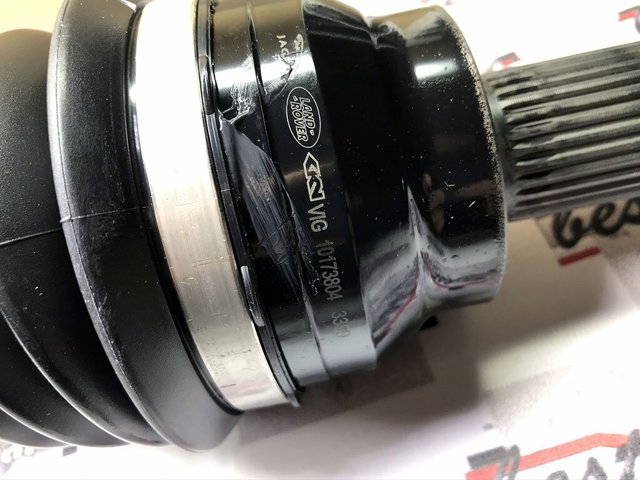 Semieixo (acionador) dianteiro direito LR092738 Land Rover