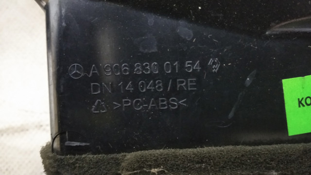 Grelha esquerda de ventilação de salão no "painel de instrumentos" Mercedes A9068300054 preço, a partir de 63,64 USD