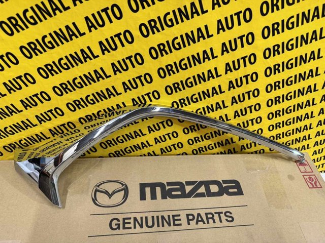 Compre D10J507K0C Mazda Moldura esquerda do pára-choque dianteiro