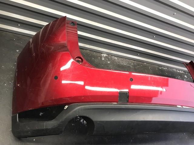 Pára-choque traseiro KB8A50221 Mazda