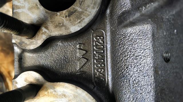 Cabeça de motor (CBC) 8200408642 Renault (RVI)