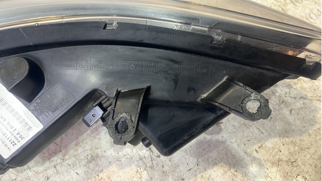 Luz esquerda 921013X420 Hyundai/Kia