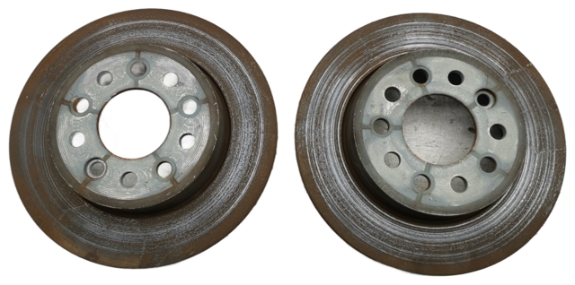 Compre 7T0698451A VAG Sapatas do freio traseiras de disco