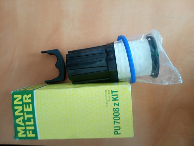 PU7008ZKIT Mann-Filter Filtro de combustível