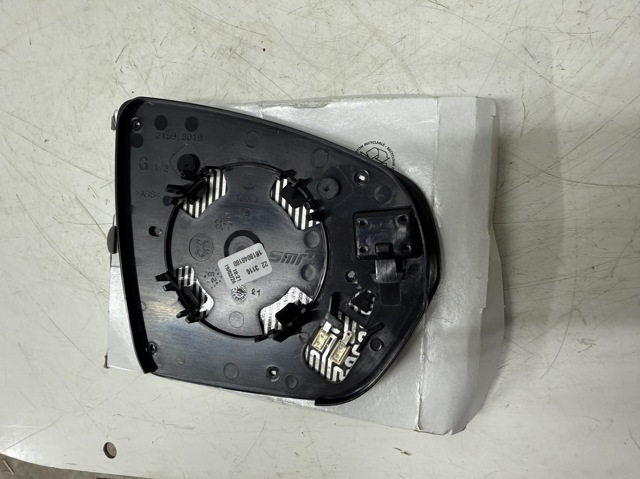Elemento espelhado do espelho de retrovisão esquerdo Peugeot/Citroen 1618048180 preço, a partir de 41,71 USD