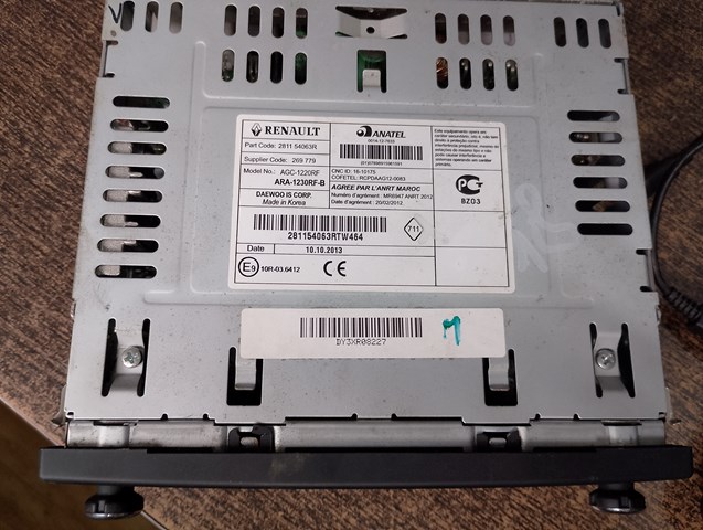 Aparelhagem de som (rádio AM/FM) 281154063R Renault (RVI)