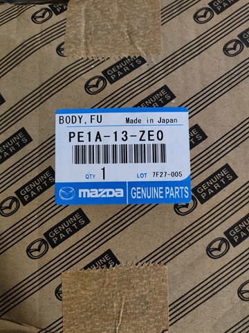 PE1A13ZE0 Mazda Filtro de combustível
