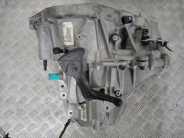 Compre TL6100 Nissan/Infiniti Caixa de Mudança montada (caixa mecânica de velocidades)