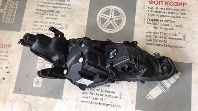 Luz esquerda 8118533D71 Toyota